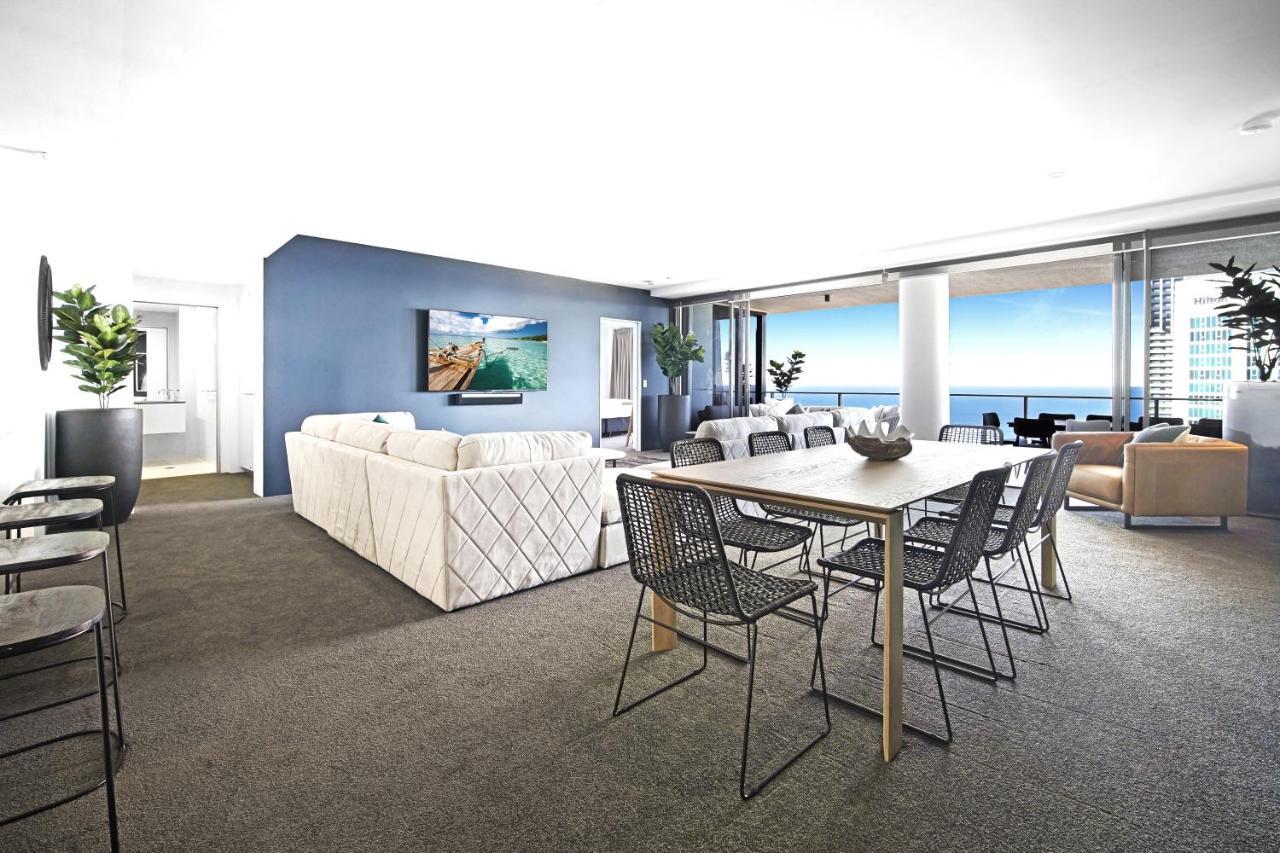 Circle On Cavill Sub Penthouse W/ 4 Bedrooms Gold Coast Exterior photo
