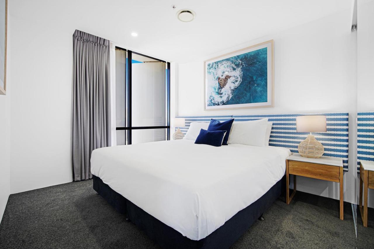 Circle On Cavill Sub Penthouse W/ 4 Bedrooms Gold Coast Exterior photo